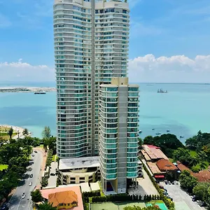 https://gurney-sea-view-suite-2br.penanghotels.org