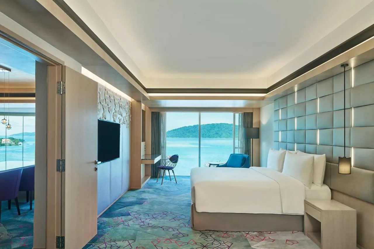Le Meridien Kota Kinabalu 5*,  Malajzia