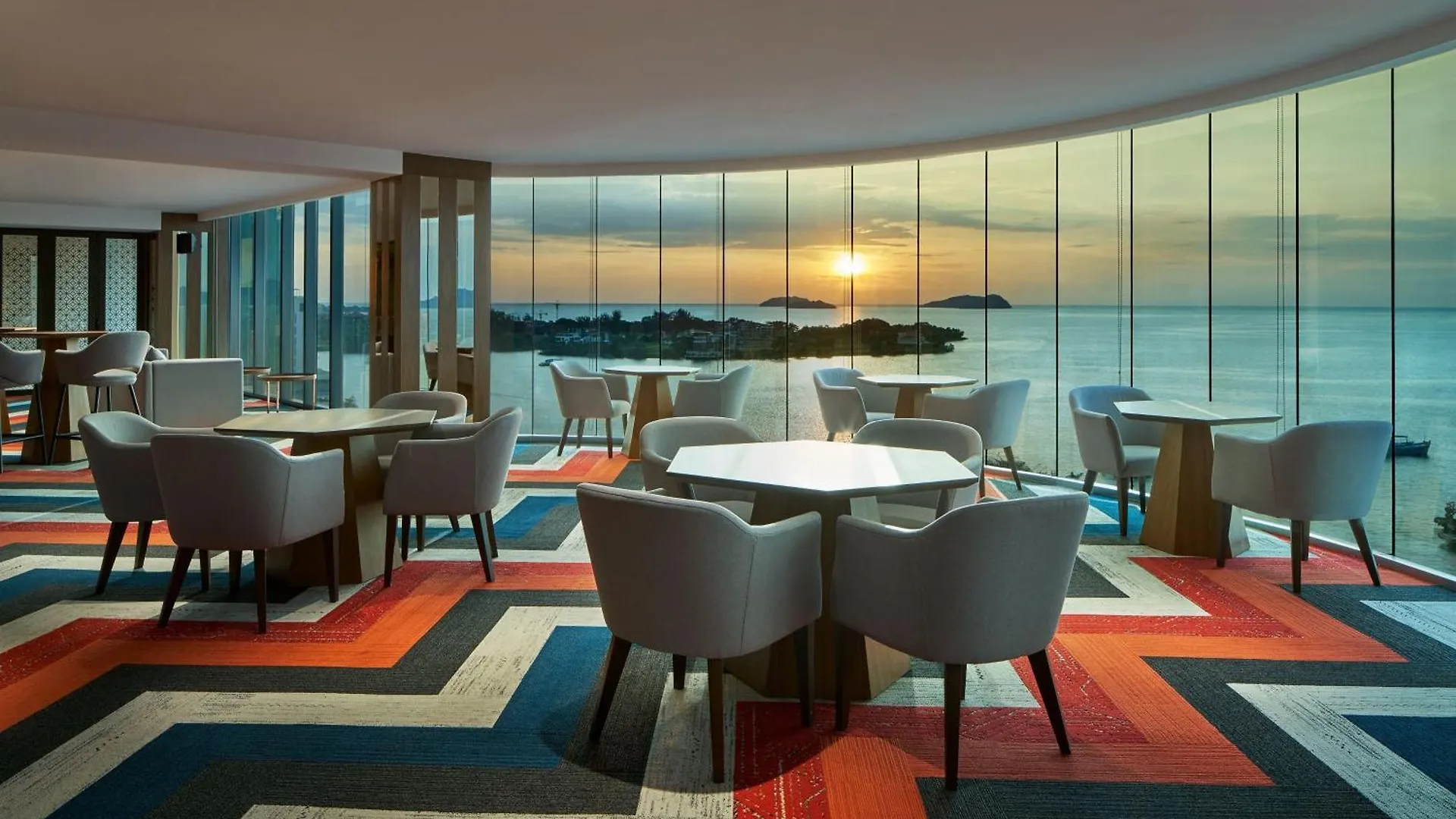Le Meridien Kota Kinabalu Hotel