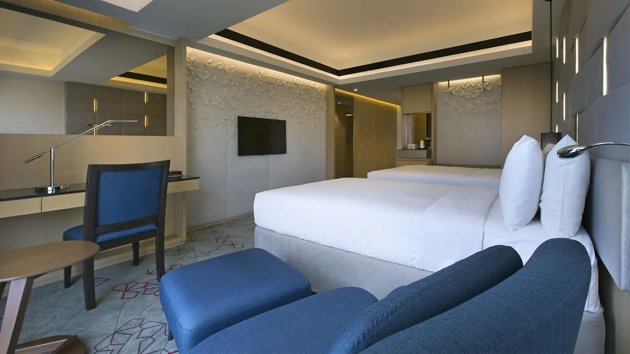 Hotel Le Meridien Kota Kinabalu