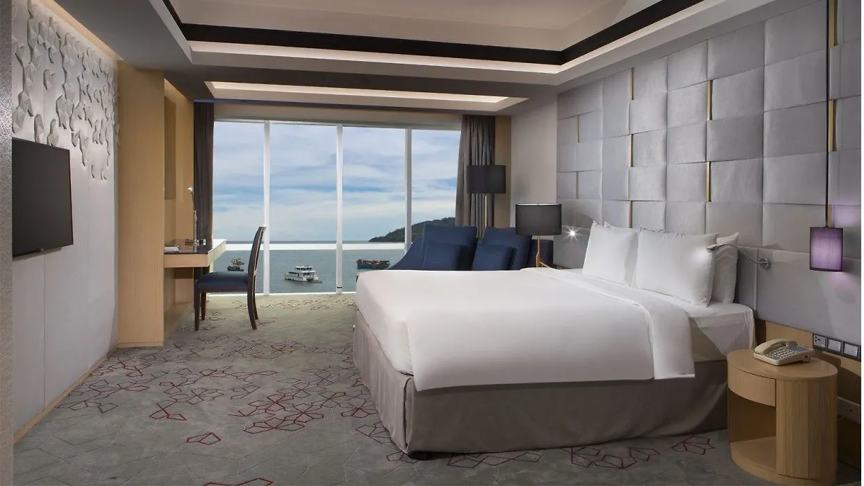 Le Meridien Kota Kinabalu