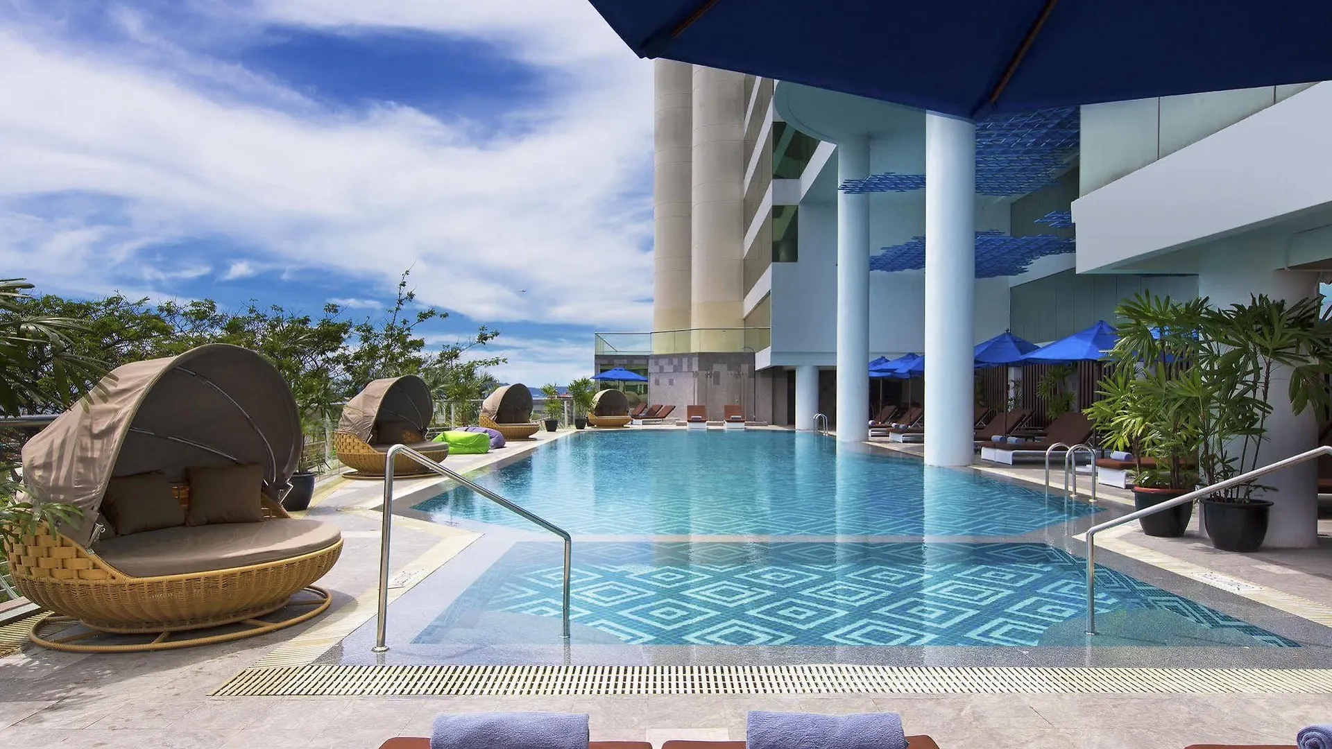 Le Meridien Kota Kinabalu Szálloda