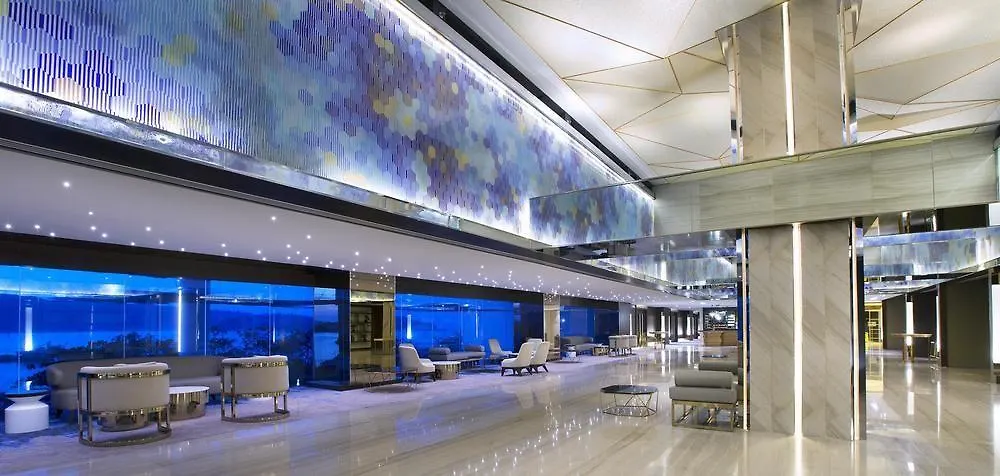 Le Meridien Kota Kinabalu Hotel